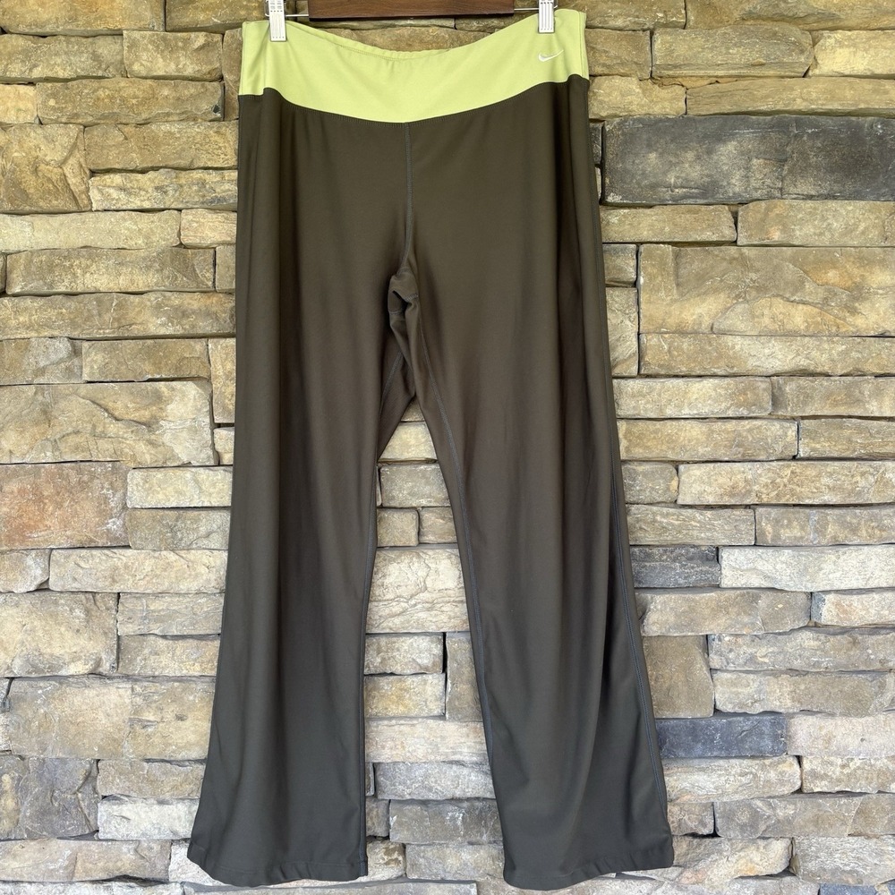 Nike Fit-Dri Pants Size Large Two‎ Tone Green Olive Hunter Yoga Gym Stretch